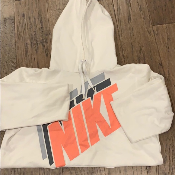 Nike sweater - Picture 2 of 2
